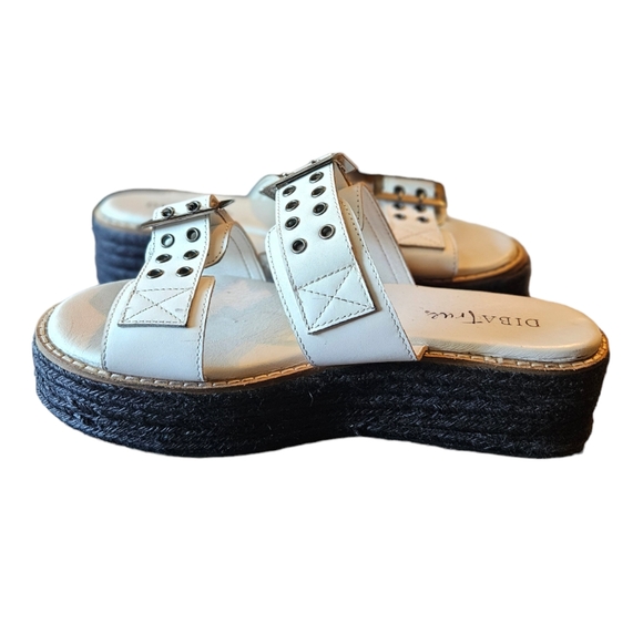 Diba True Women's White Wedge Heels Double Strap Size 9M - Picture 4 of 7